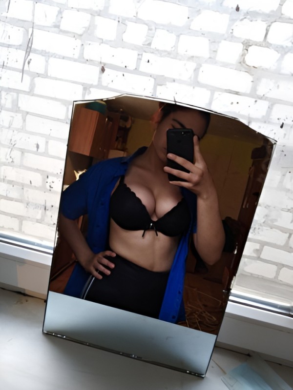 Хельга привлекательная девушка из Никольского цена от 2500 руб