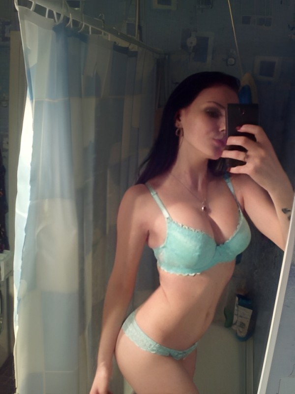 Светлана привлекательная девушка из Никольского цена от 5000 руб