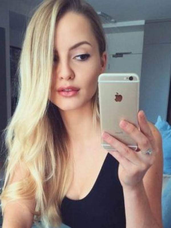 Танька привлекательная девушка из Никольского цена от 3000 руб